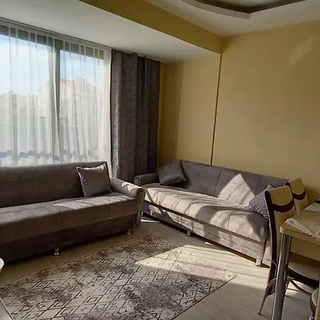 Kusadasi, Davutlar Mah. 1+1 Mobilyali Site Icinde Yazlik *
